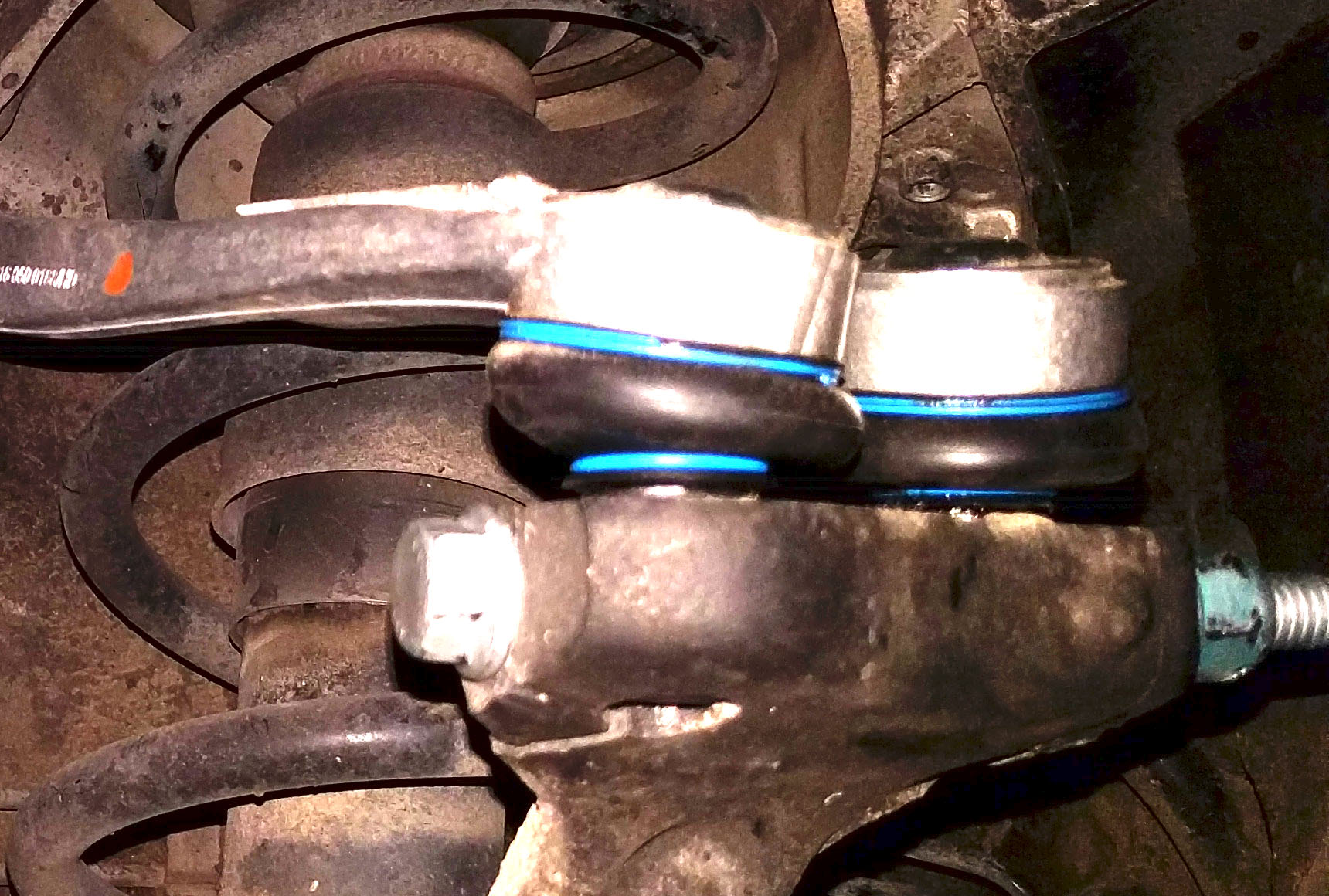control arm Extremely over tightened pinch bolt, how to remedy