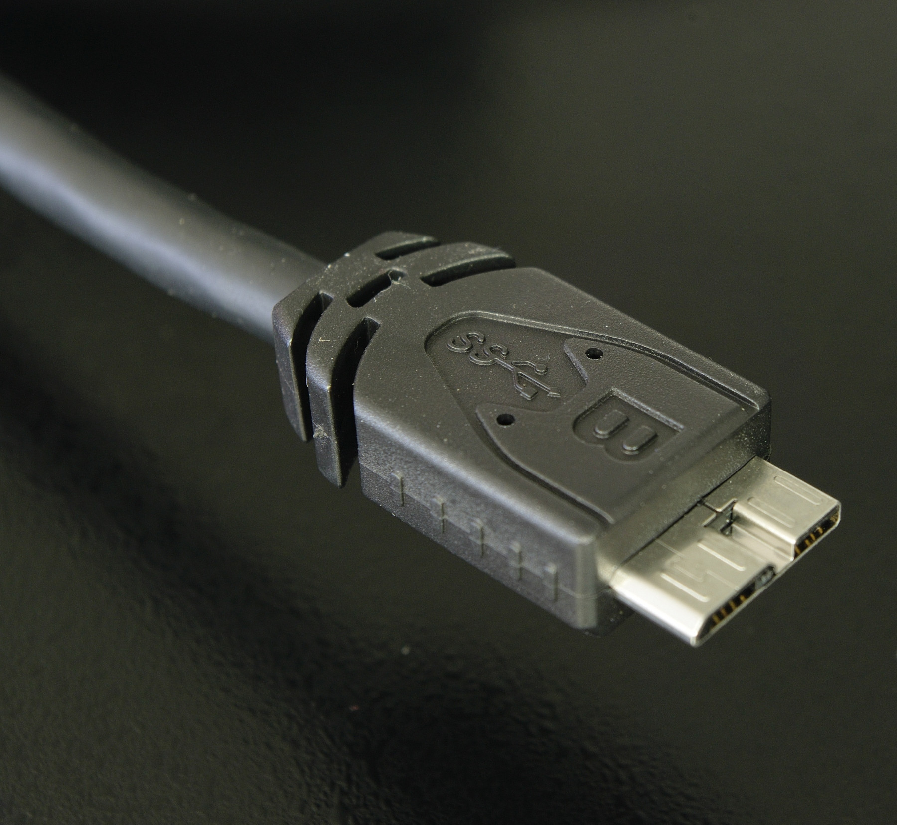 make a usb 3.0 type B out of two micro usb cables? Super User