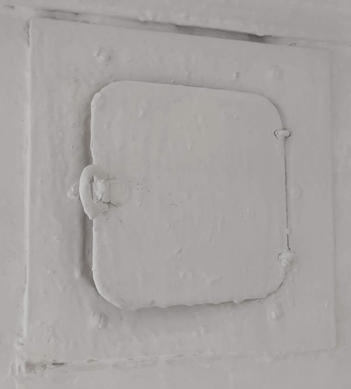 electrical What is / was the purpose of these old openablecover