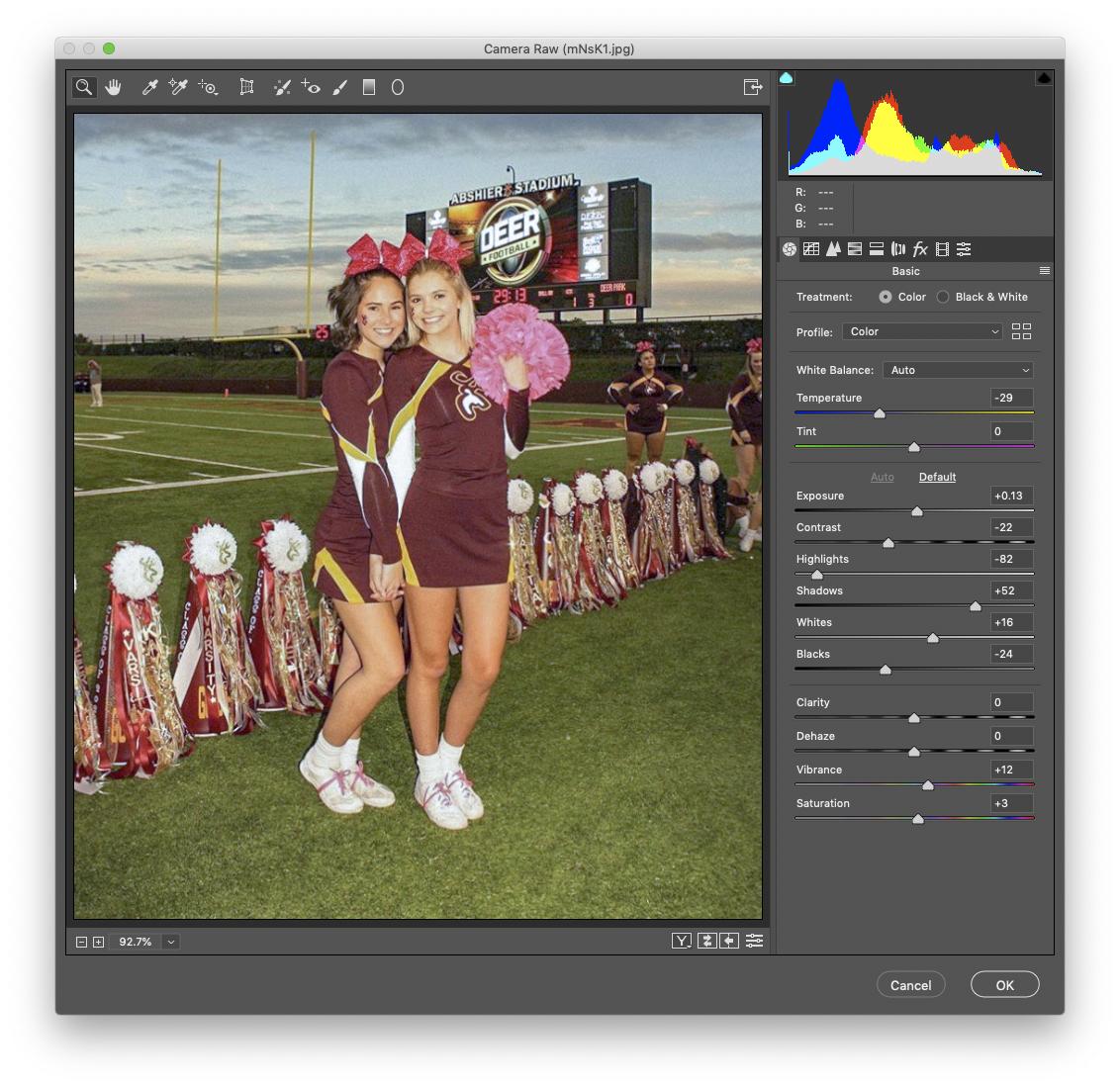 How to take photos with a yellowish tone and pointandshoot film