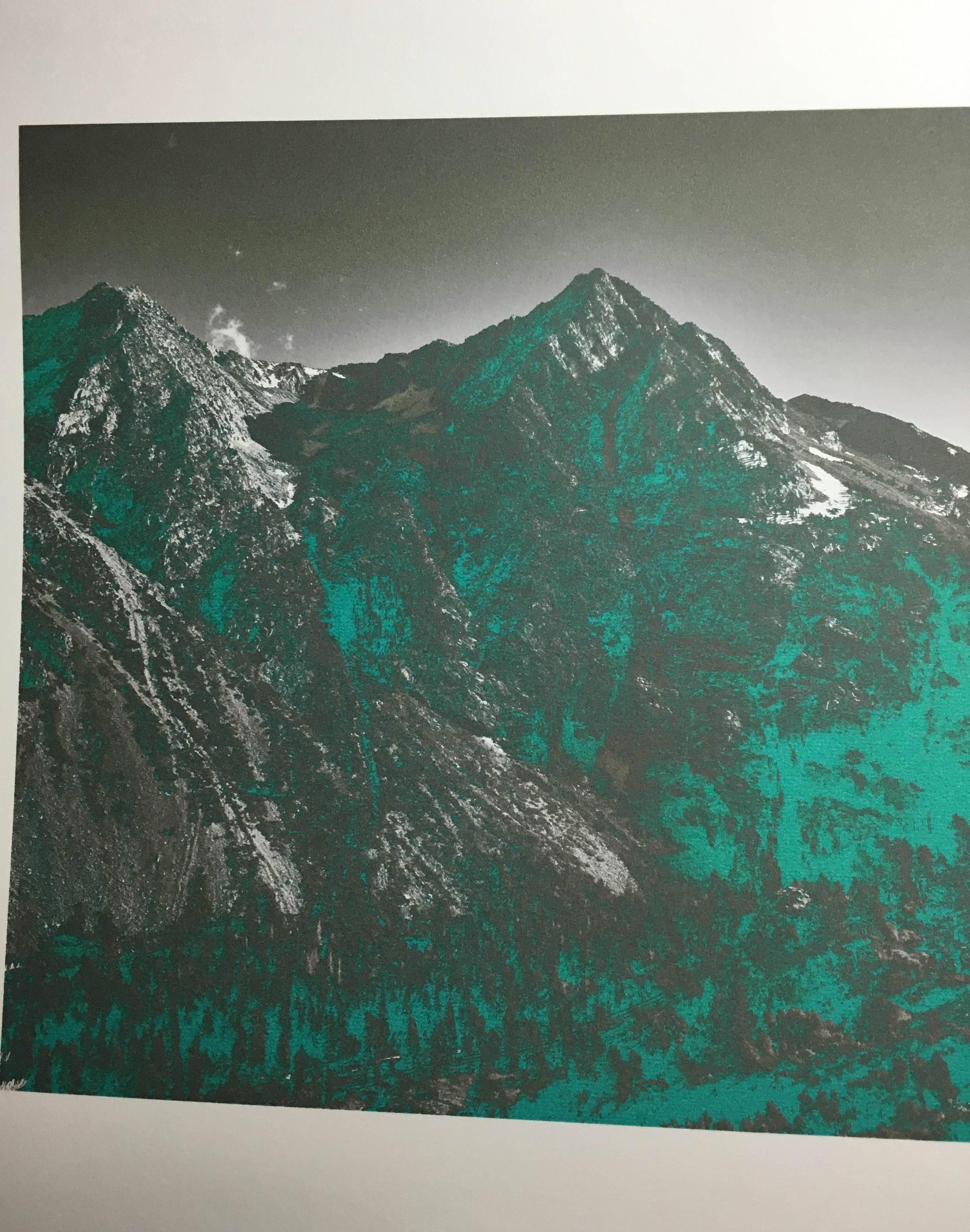 Why don't my monitor colors match the printed colors? Lewan