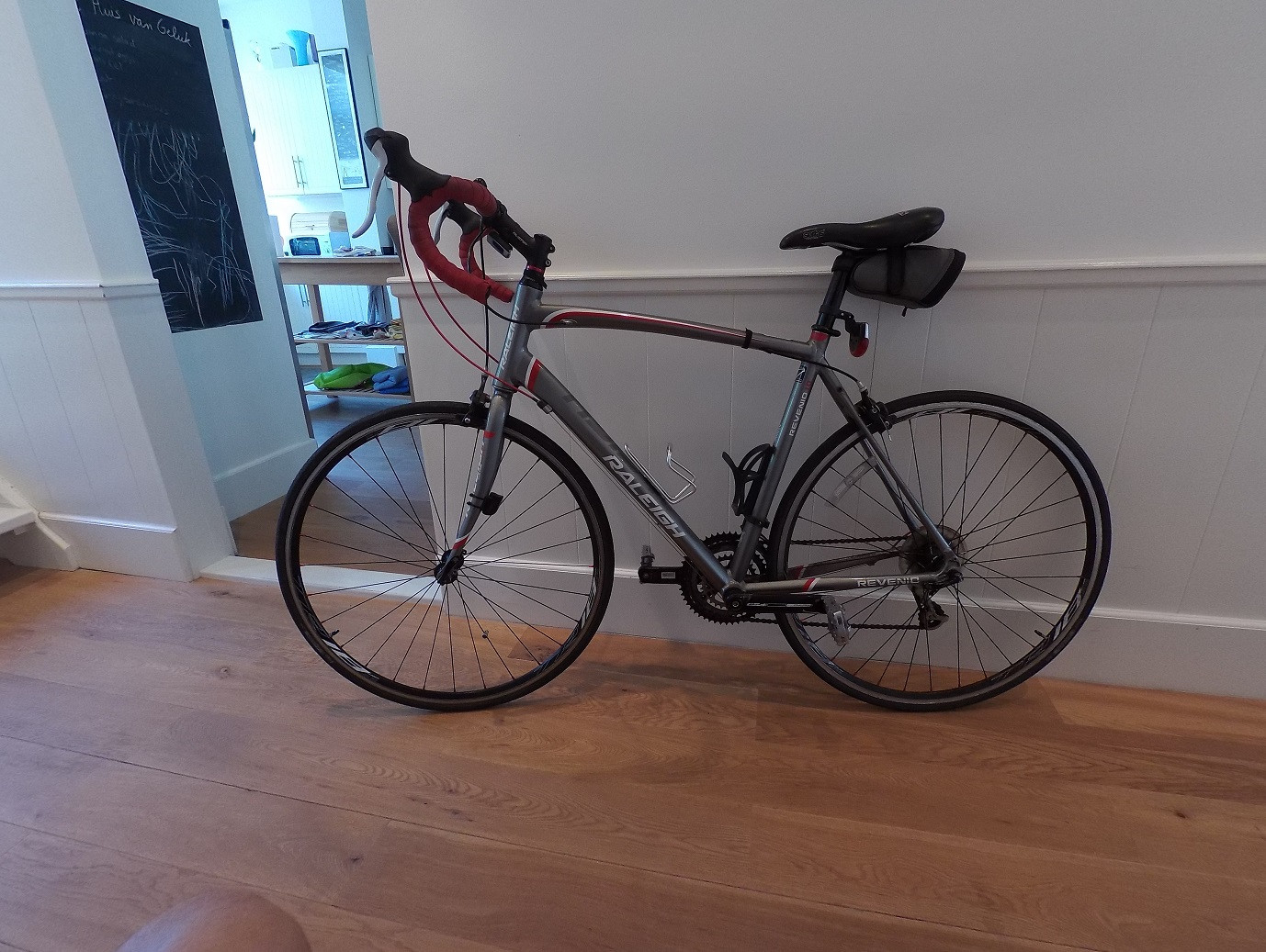 road bike Bent fork, is it replaceable? Bicycles Stack Exchange