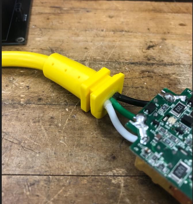 identification - What type of strain relief is this? - Electrical