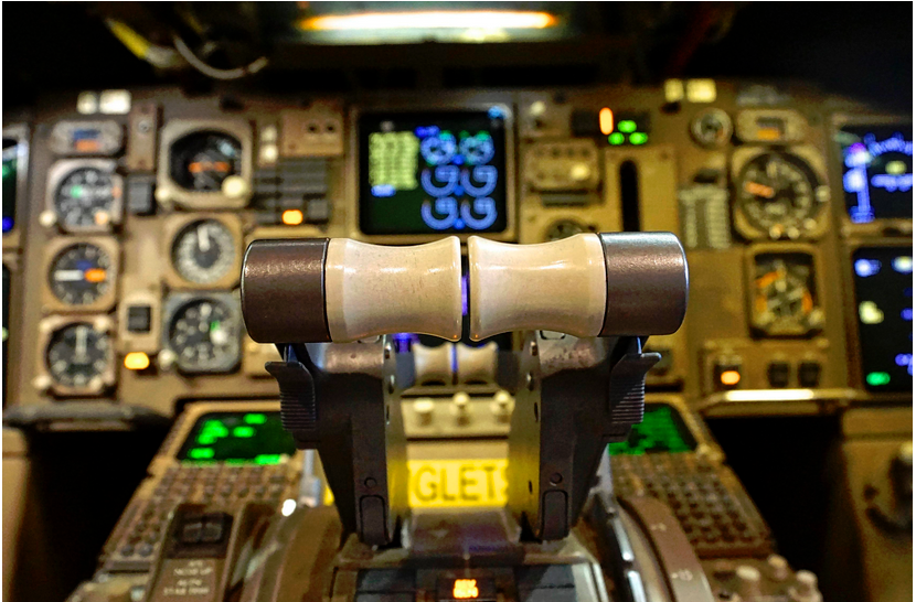 Is there any reason on passenger airliners not to have a physical lock