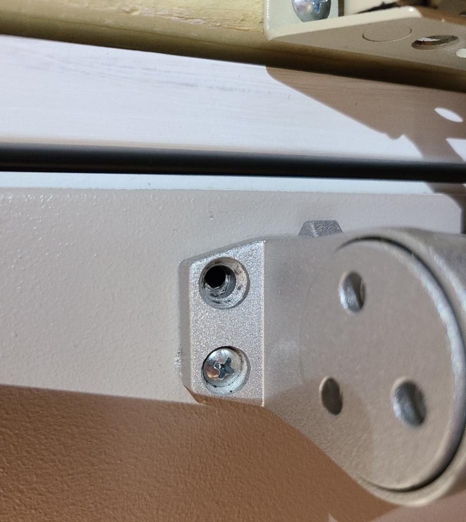 What type of screws/anchors to fasten a closer to a steel door Home