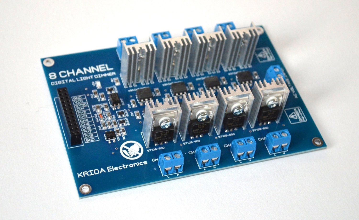 Can I use a Triac dimmer circuit to control the brightness of an AC