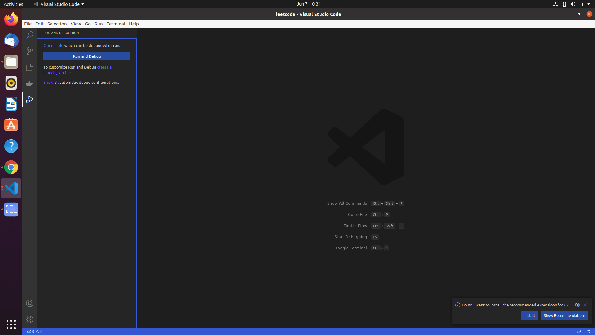 VS Code explorer disappearing on clicking any of the items below