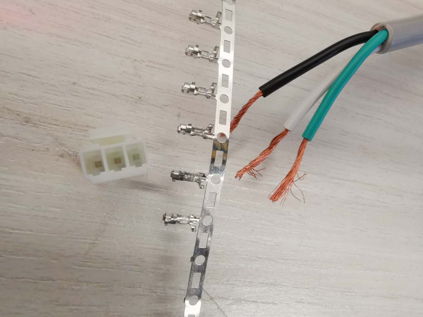 How to crimp JST VHR series? Electrical Engineering Stack Exchange