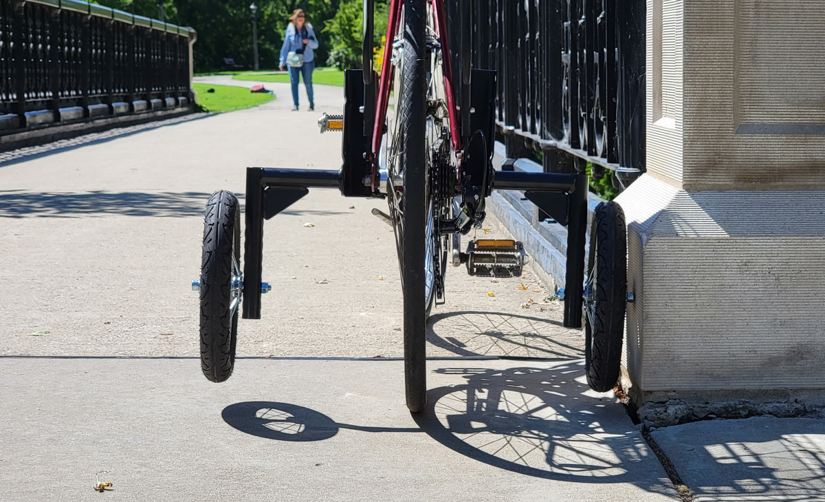 Cannot steer my bike with with new adult training wheels Bicycles