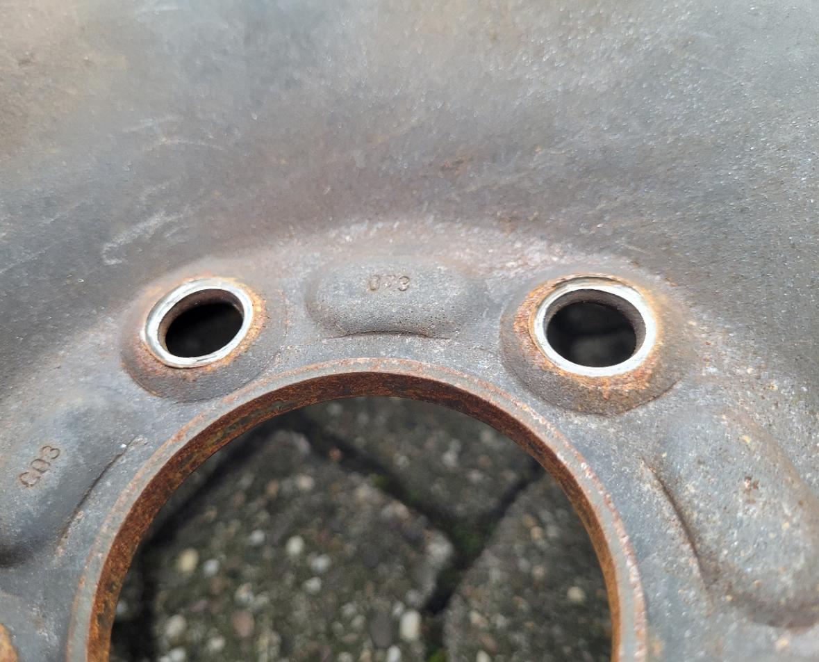 wheels - Is this damage from incorrect rim installation serious