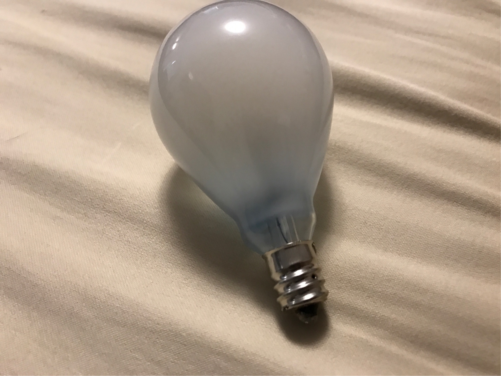 electrical - Can't determine candelabra type bulb - Home Improvement