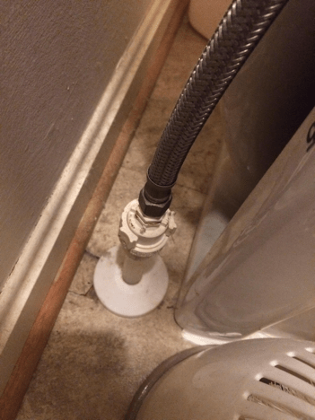 plumbing - PEX Line Toilet Water Supply Disconnect - Home Improvement