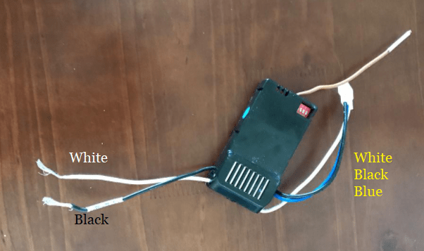 electrical - White wire connected to two black wires and ceiling fan