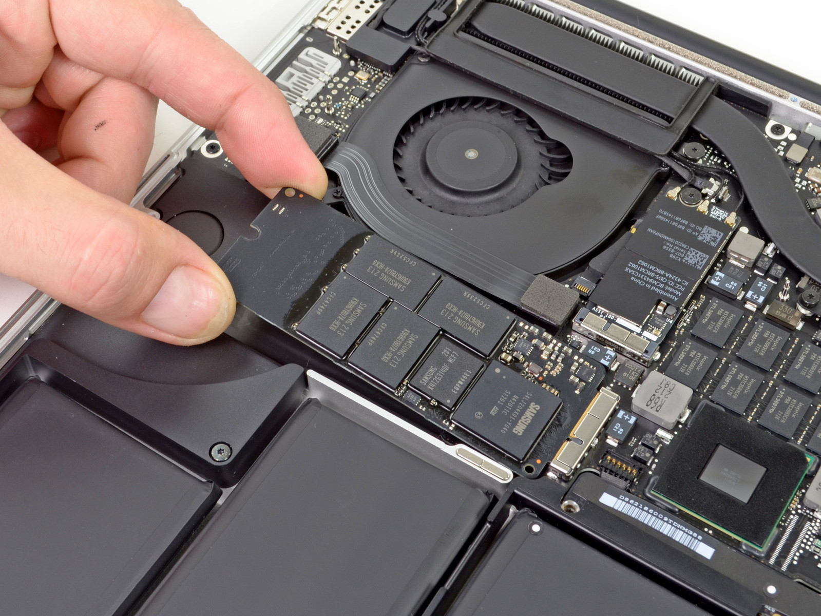 Where is the hard disk in the mid 2012 15" Macbook pro with retina