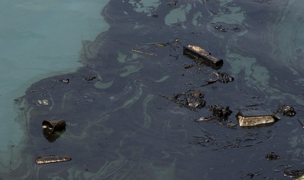 Animated oil spill on ocean surface Blender Stack Exchange