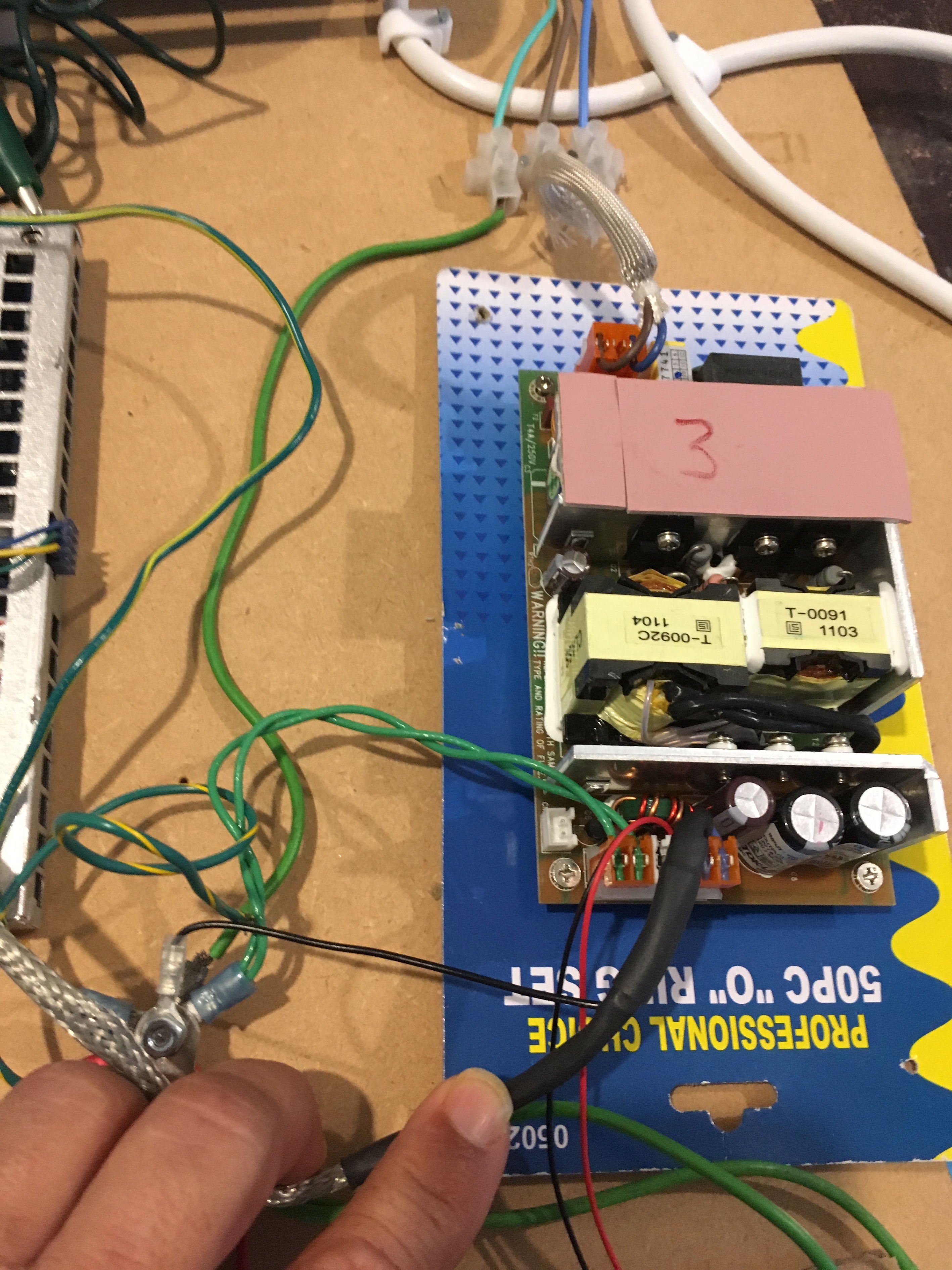 grounding How do you monitor communications on a positivegrounded device from a negative