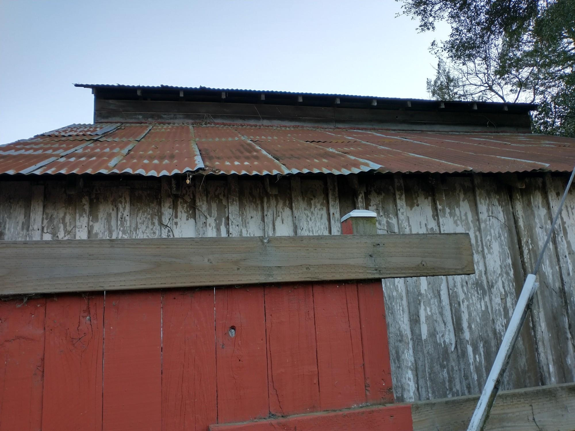 waterproofing Use Rivets for old corrugated Metal Roof Home