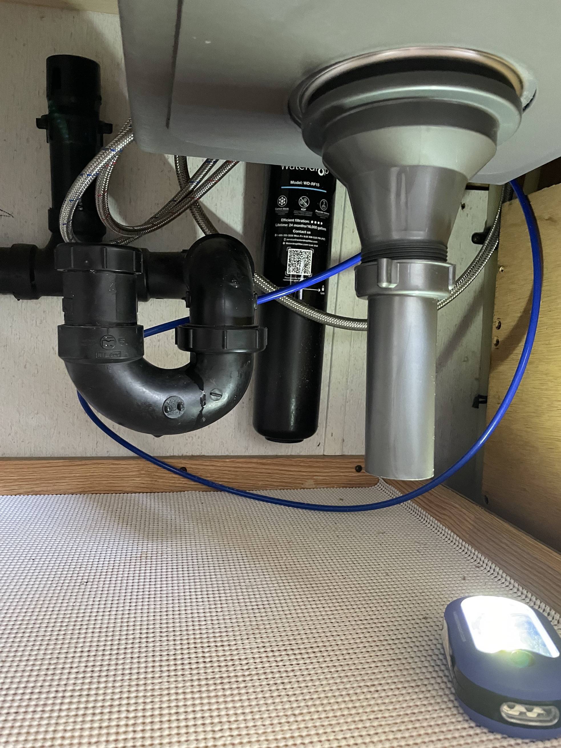 drain New kitchen sink to 2 inch threaded PVC join Home Improvement