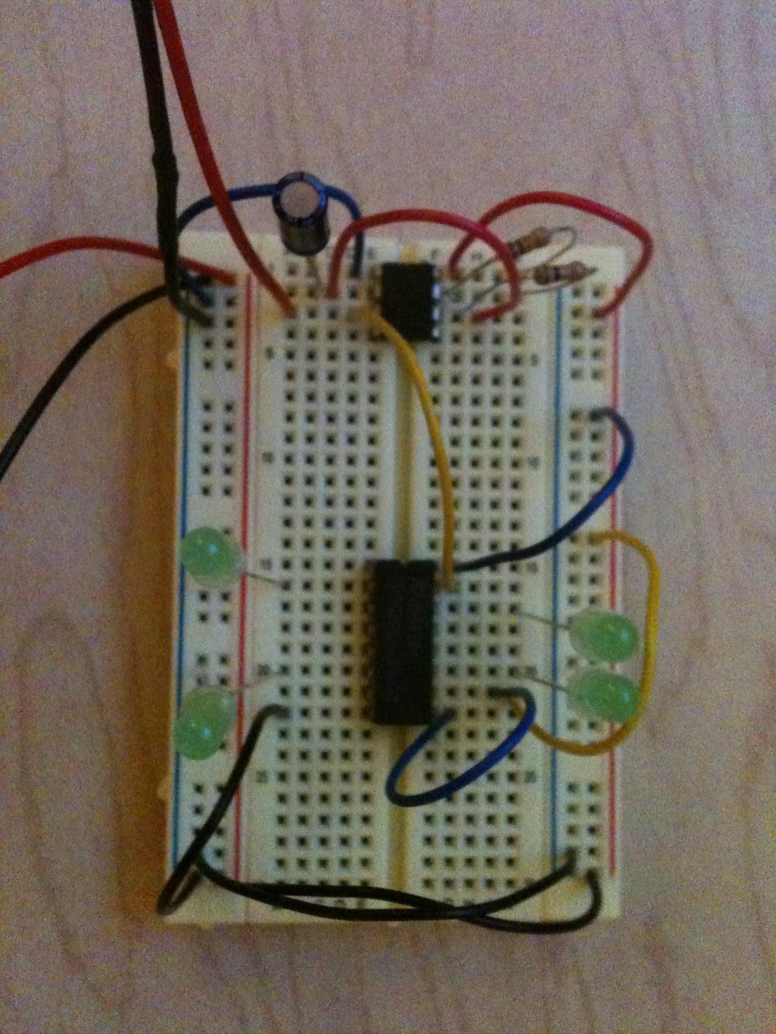 integrated circuit How to design a binary counter with 4029 binary counter ic Electrical