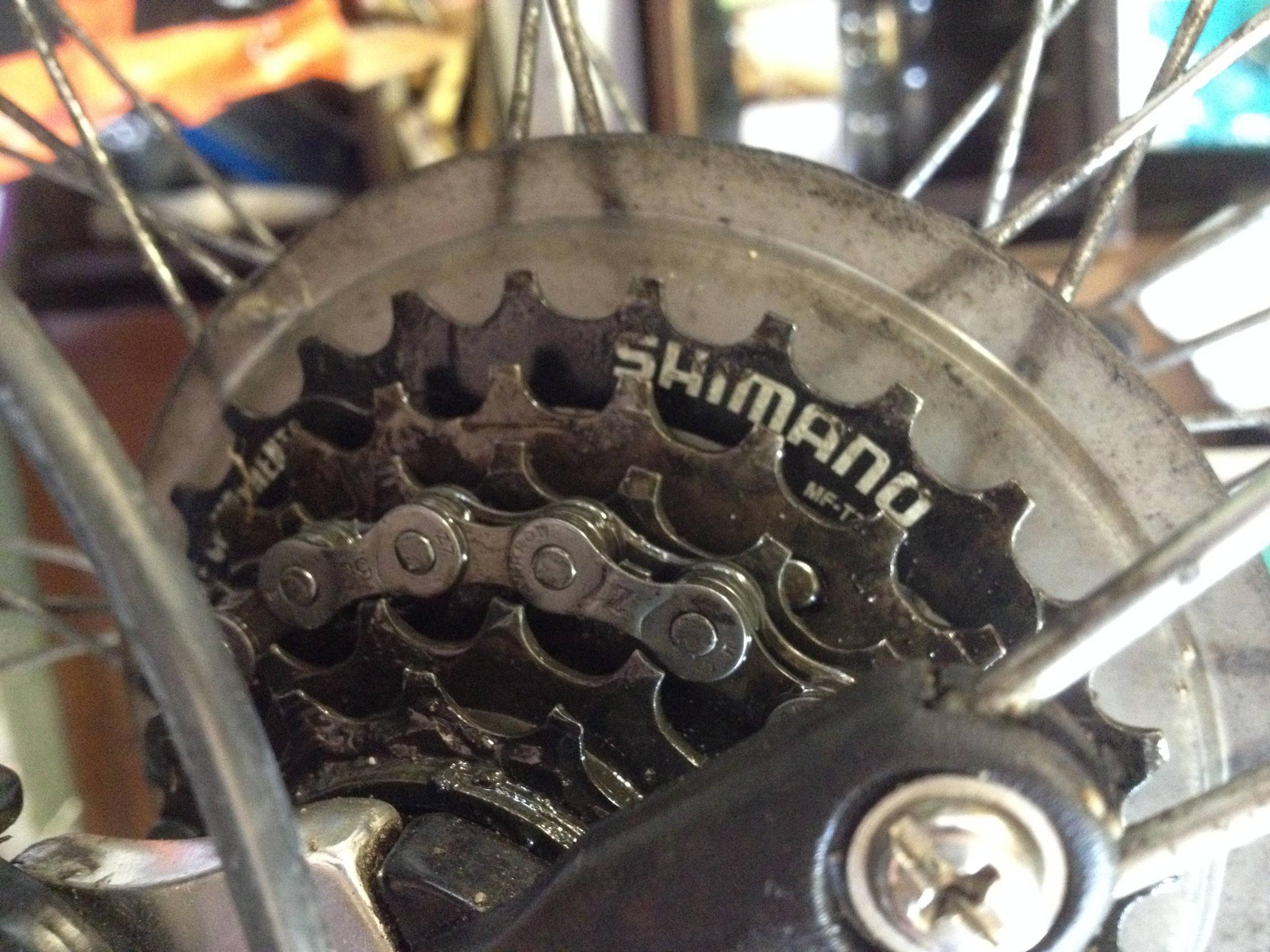 chain Why does my rear cassette feel like it's jumping when I put