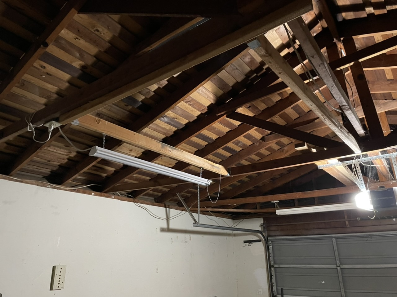 wood How much weight can my garage beams carry? Home Improvement