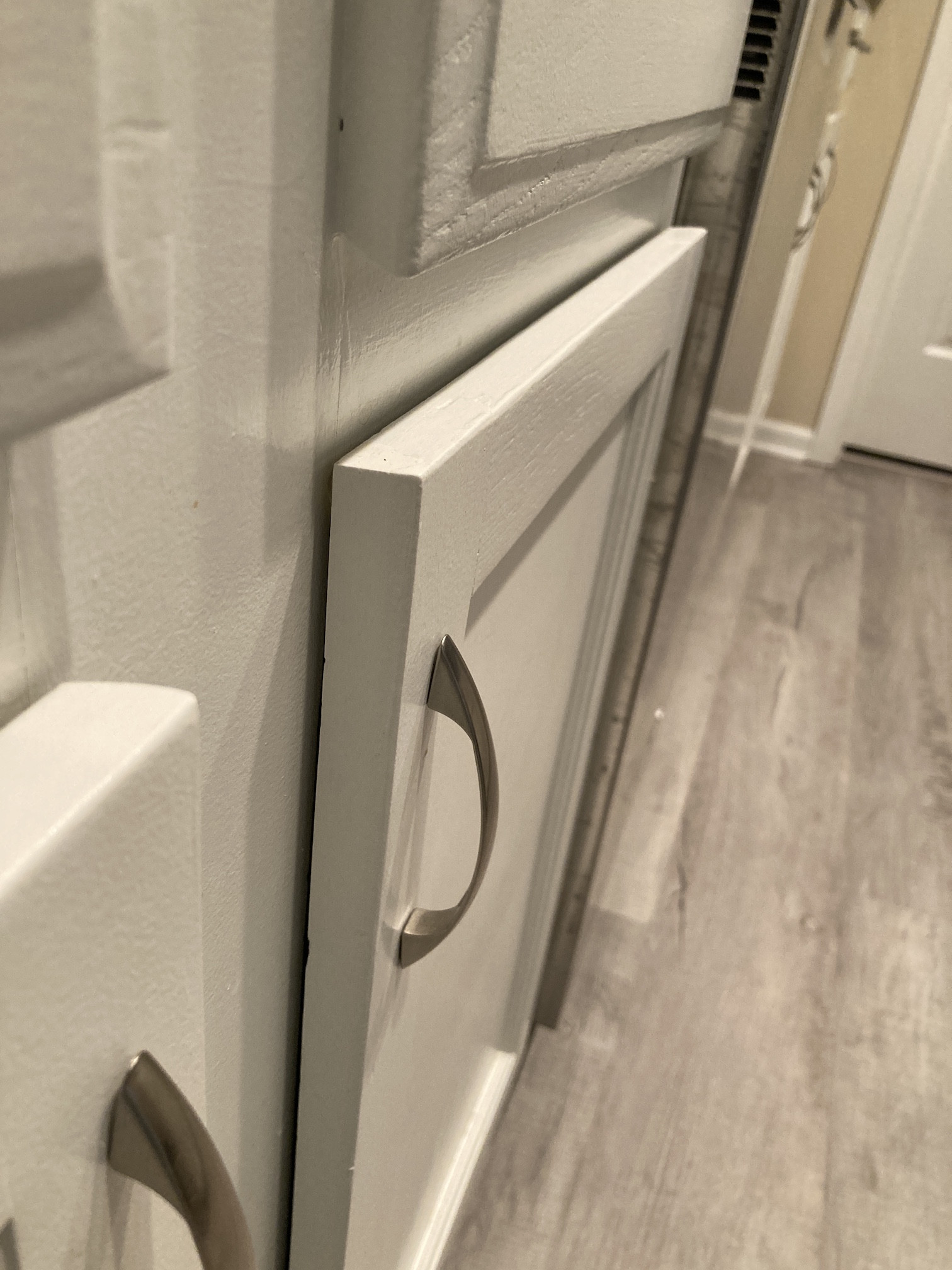 woodworking Is there a way to flatten warped hardwood doors