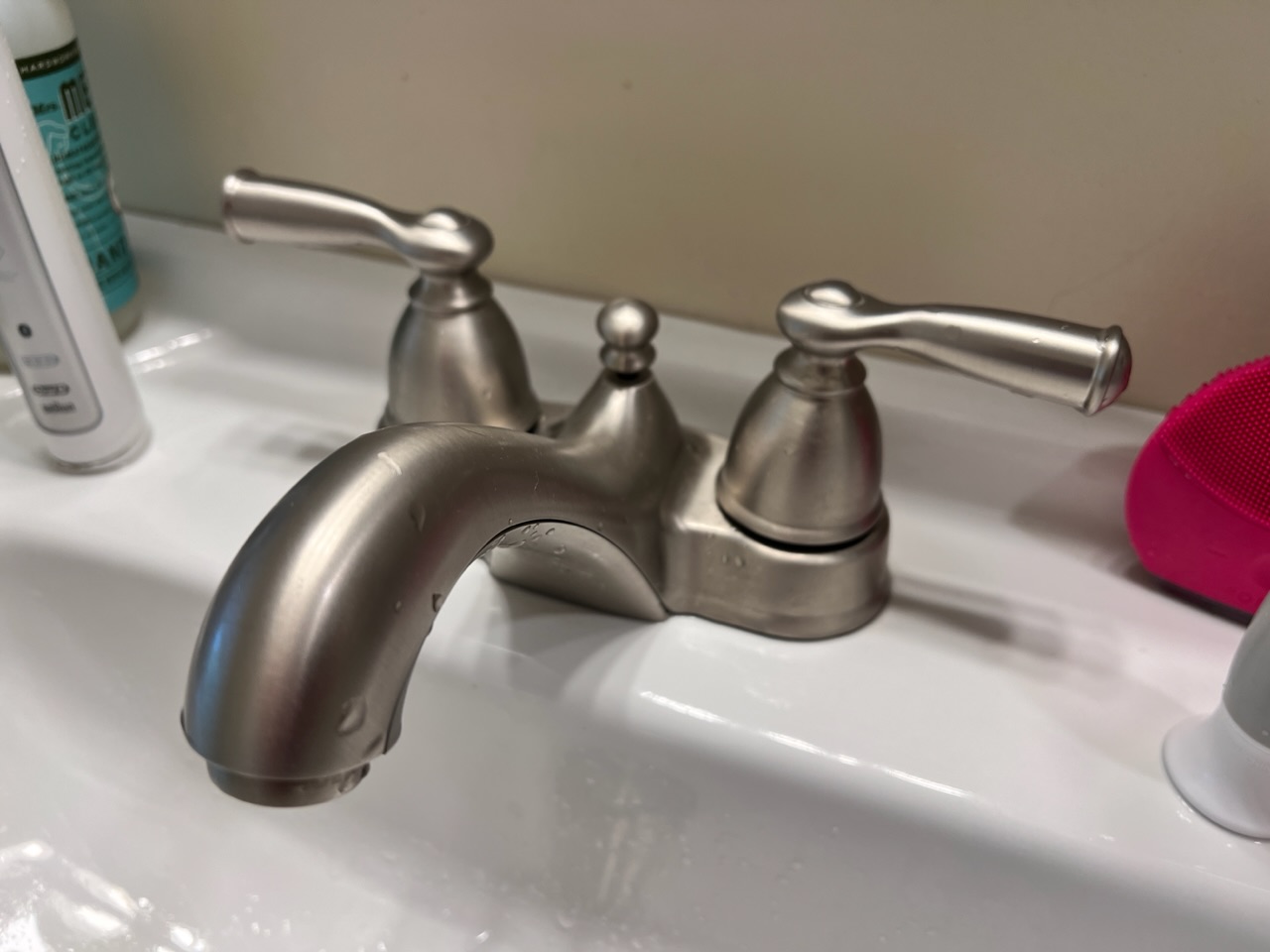 bathroom Water leaks under sink if it comes in contact with bottom