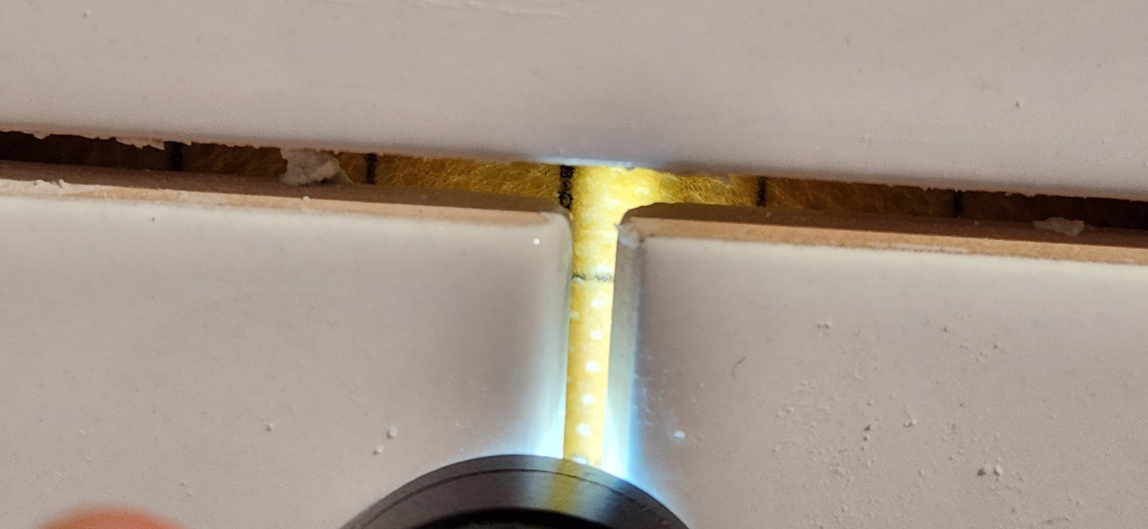 shower How concerned should I be with tile corner voids in Kerdi