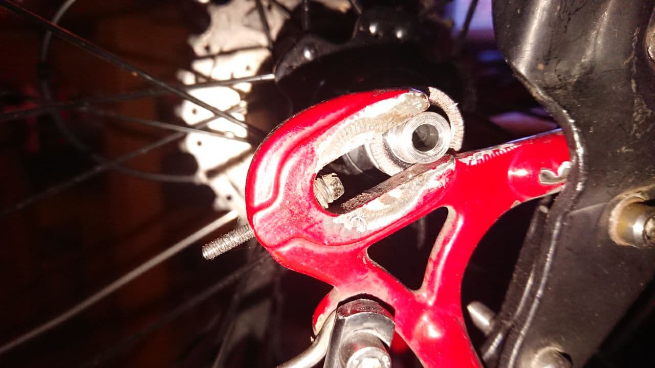 road bike Rear wheel won't stay in position Bicycles Stack Exchange