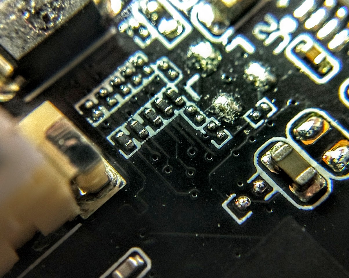 sd microSD card voltage level reverse engineering design