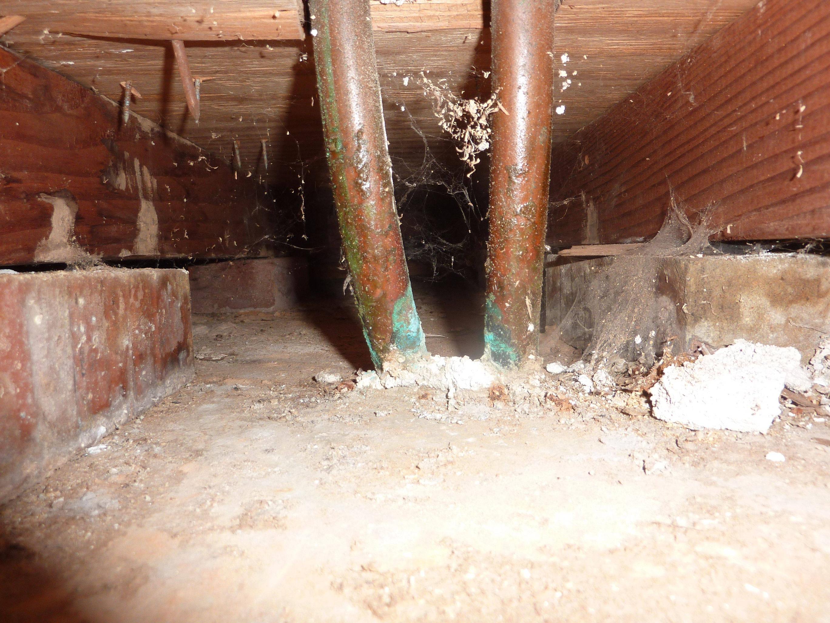 plumbing Greenish Deposit on Outside of Copper Pipe in Bathroom Home Improvement Stack Exchange