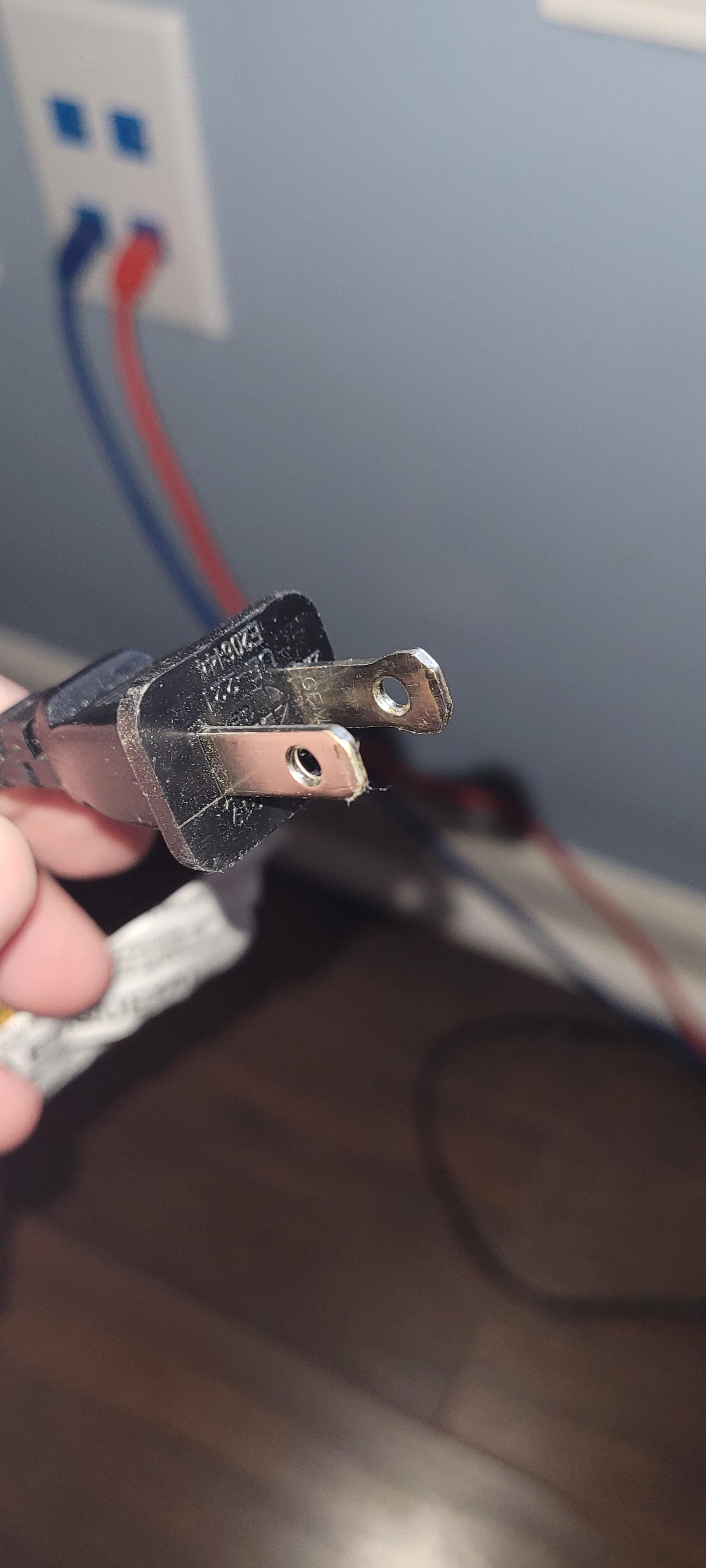 electrical What is this black residue on my receptacle? Home