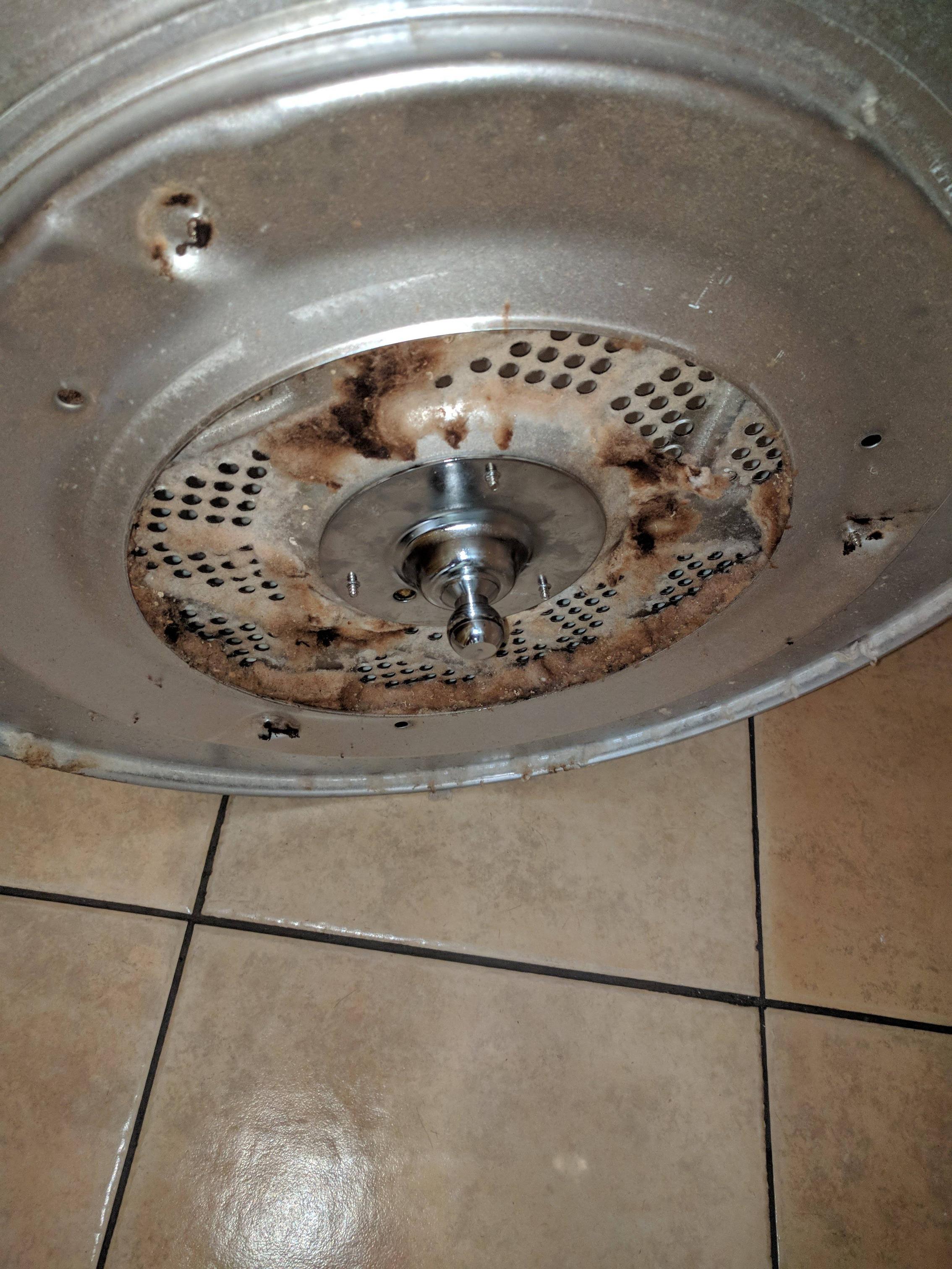 washing machine Do clothes dryers have heat insulation that could be