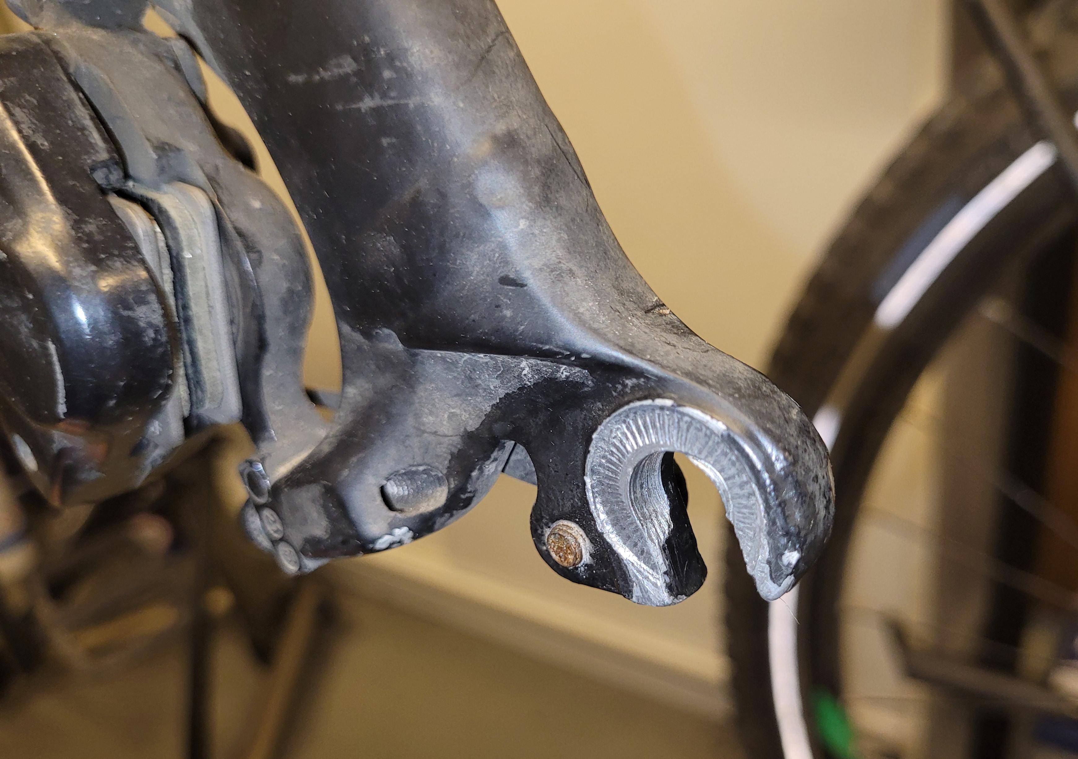 damage Aluminium fork dropouts hit floor need to worry? Bicycles