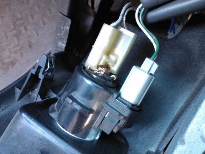 Replacing power adapter /cig lighter port on a '98? Toyota 4Runner