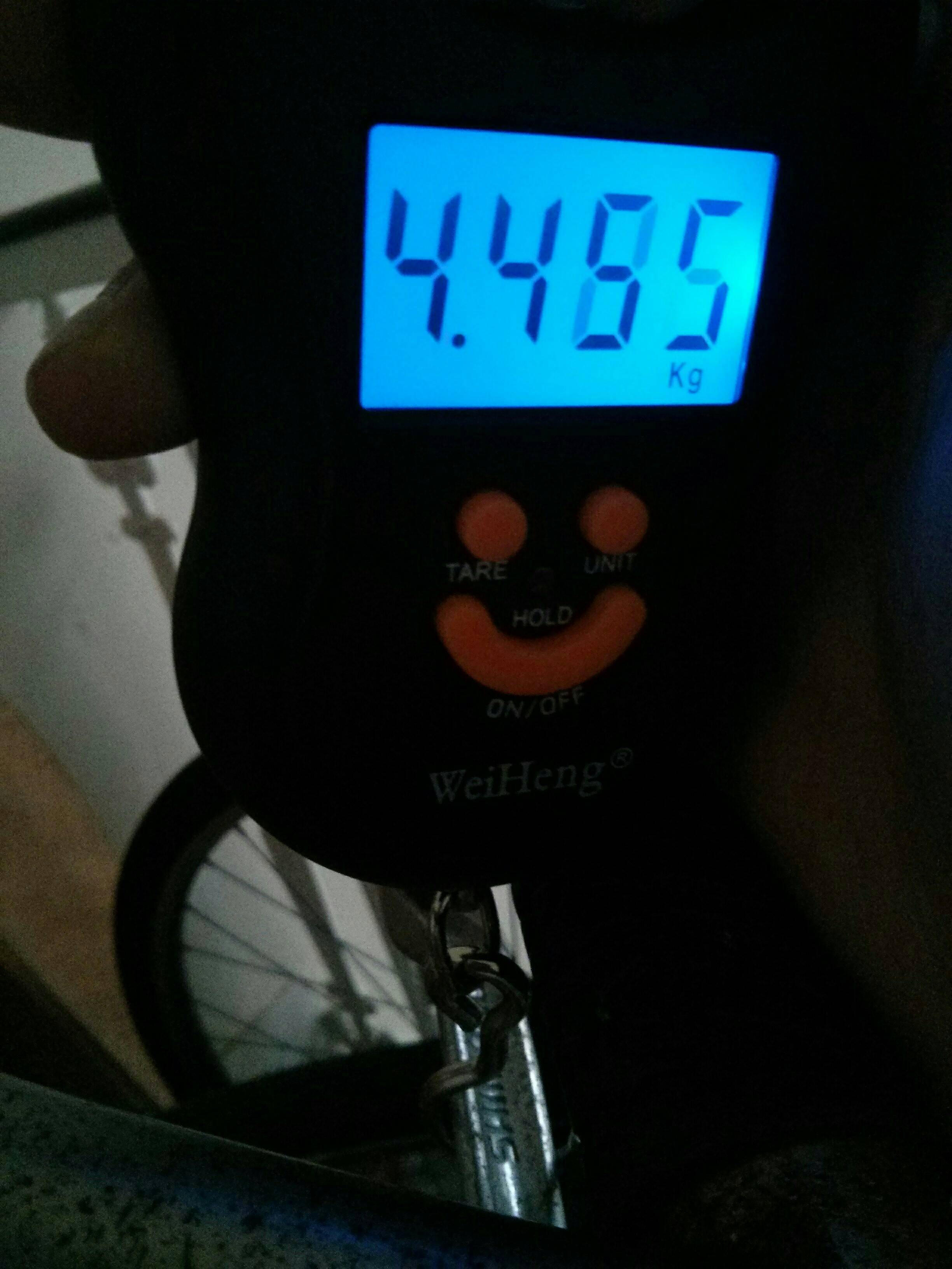 How much maximum force can be applied by fingers on the brake lever