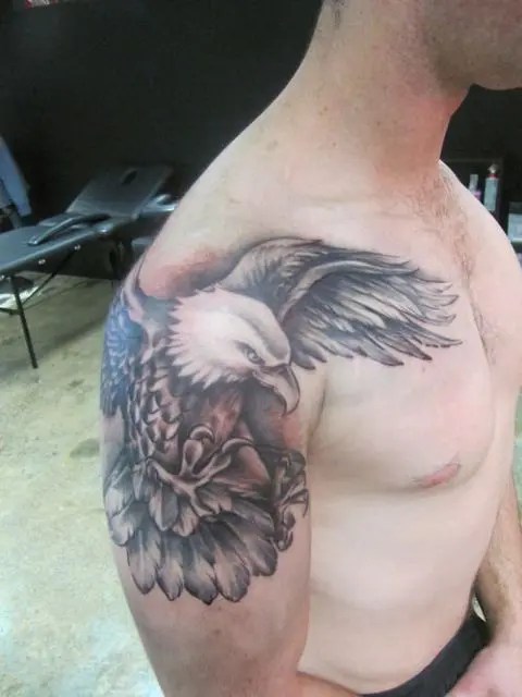 20 Gorgeous Eagle Tattoo Ideas For Men - Styleoholic 640_x_480_jpg