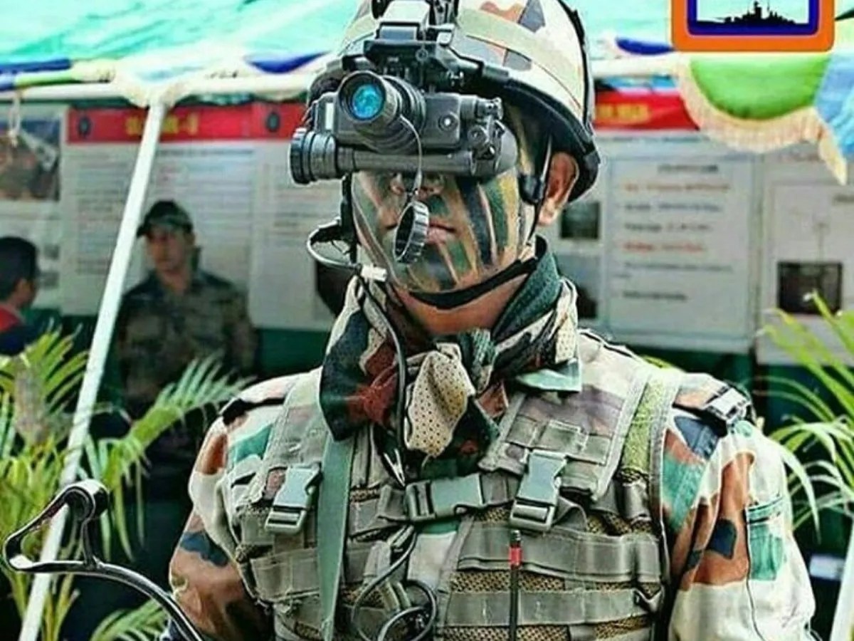 Para Commando Training Para commandos have to undergo many years of