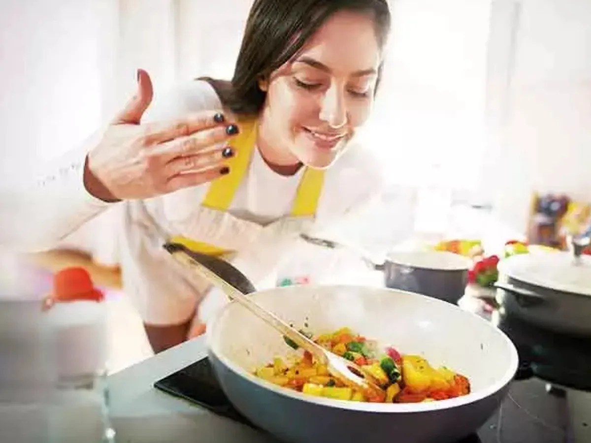 Kitchen Hacks ये 10 हैक्स रसोई में आएंगे बहुत काम, आज ही आजमाएं और काम को आसान बनाएं, Easy