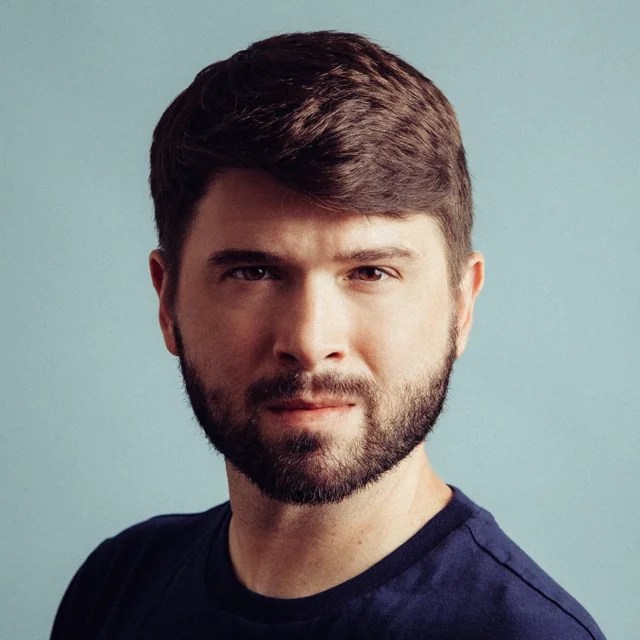 Cameron Thrower Film Director, Scriptwriter & Filmmaker