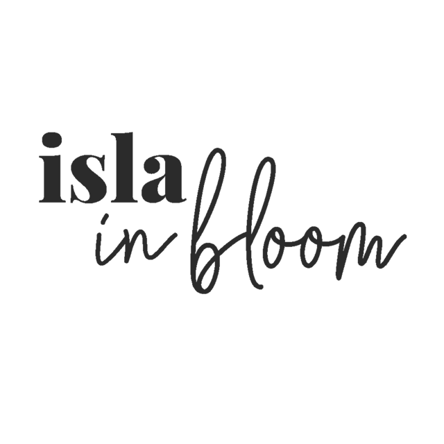 Isla In Bloom