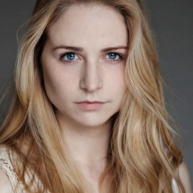 Niamh Algar