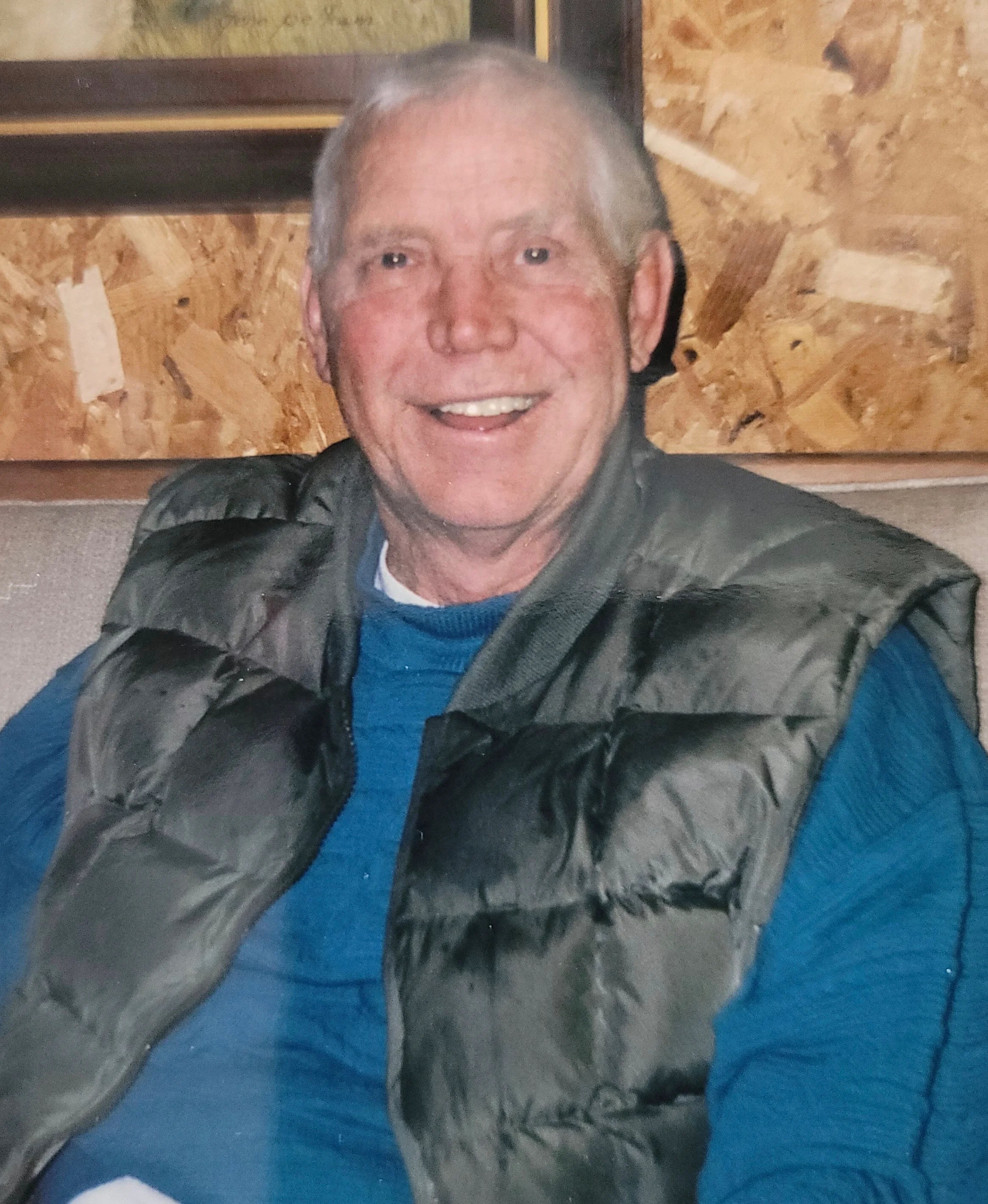 Lloyd Davis Funeral Service