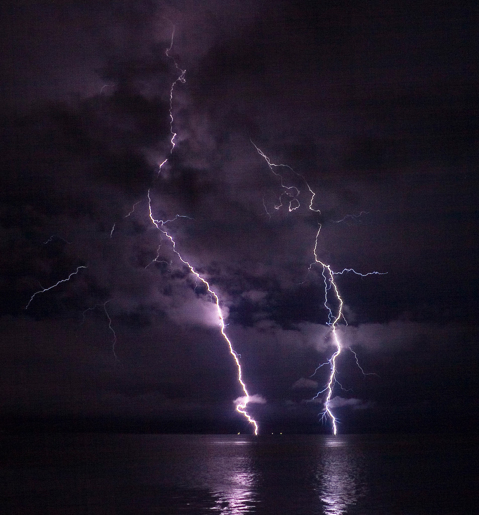 Six lightning safety tips that could save your life - Bryan on Scouting