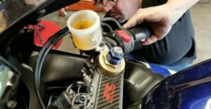What Kind Of Brake Fluid Do I Need | Gear Honest