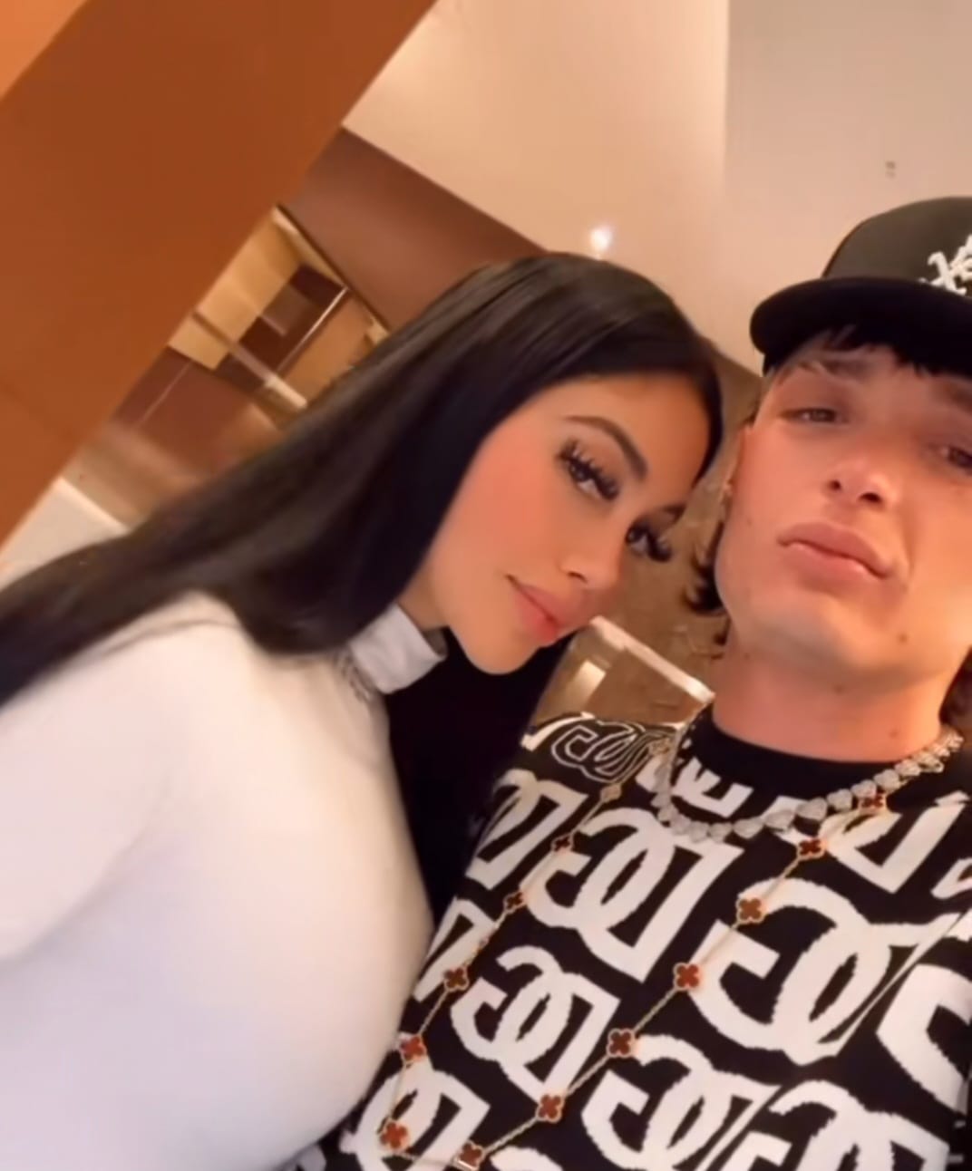 Ella es la influencer que conquistó a Peso Pluma(03)
