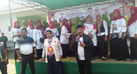 Uwa Parno, Laskar NKRI : Jangan Ragukan Kang Jimmy Bangun Karawang -  Lapan6Online