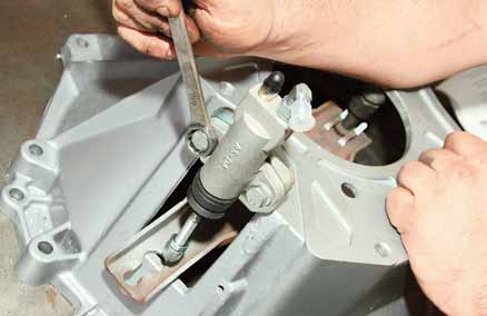 HOW TO: Install an MDL LF Series Hydraulic Clutch System - Modern Driveline
