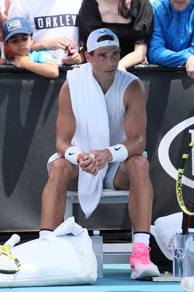Rafael Nadal practices on Sunday at Australian Open 2020 ...