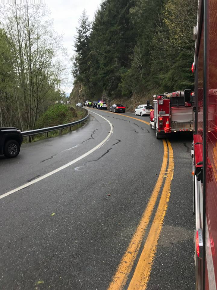 Happening Now Crash On Chuckanut Drive Skagit Breaking Community News
